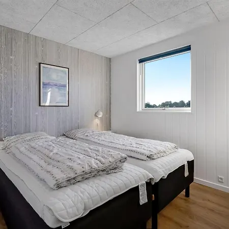 Finulf - 300m From The Sea By Interhome * Glesborg